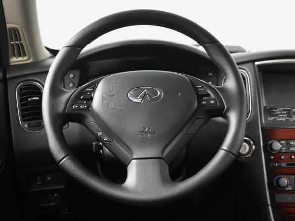 Infiniti QX50 I Рестайлинг с пробегом 2016 года, цена 1 849 100 рублей, 140369 км, внедорожник, Автокод Объявления