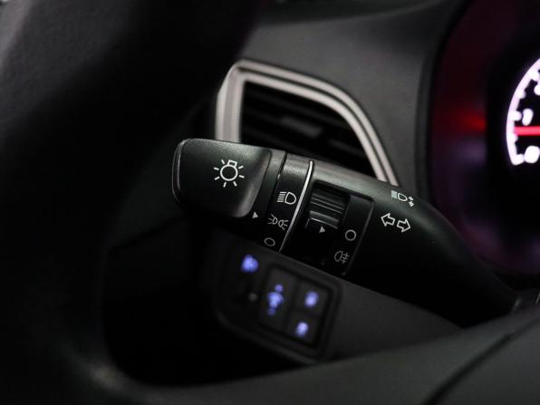 Hyundai Solaris II Рестайлинг с пробегом 2020 года, цена 1 569 000 рублей, 70000 км, седан, Автокод Объявления