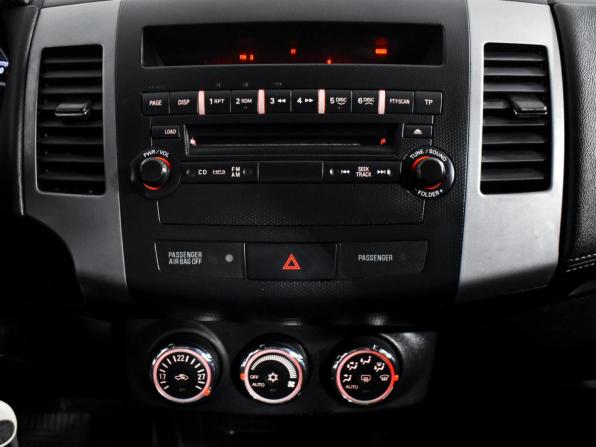 Mitsubishi Outlander II Рестайлинг с пробегом 2011 года, цена 940 000 рублей, 156467 км, внедорожник, Автокод Объявления