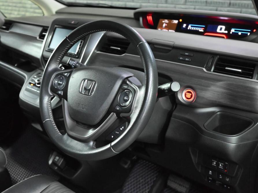 Honda Freed II Екатеринбург  - изображение 12