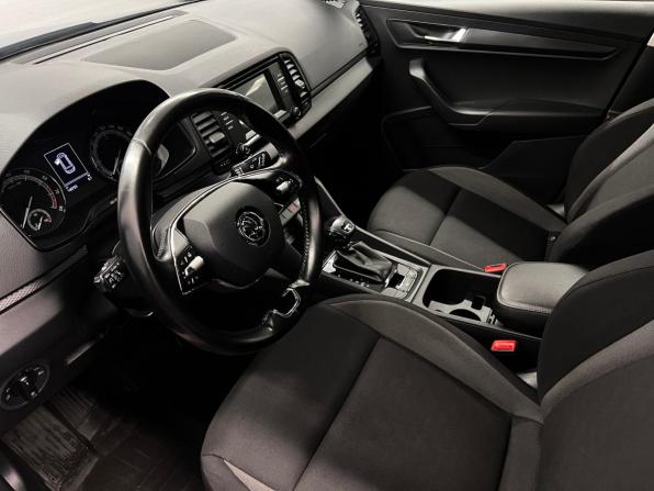 Skoda Karoq I с пробегом 2021 года, цена 1 999 000 рублей, 140769 км, внедорожник, Автокод Объявления