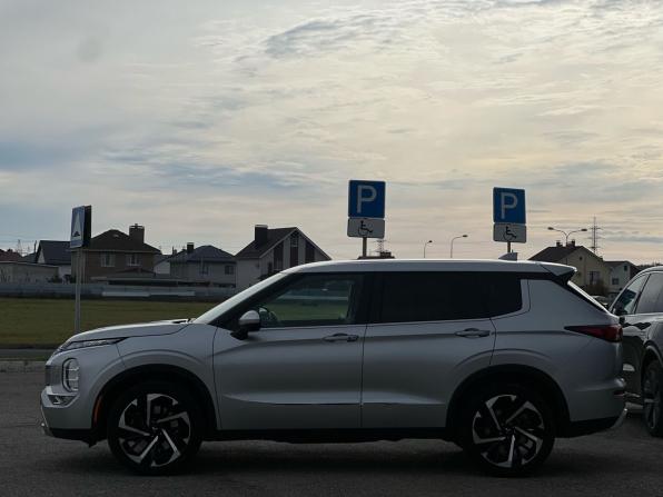 Mitsubishi Outlander IV с пробегом 2021 года, цена 2 749 000 рублей, 102500 км, внедорожник, Автокод Объявления