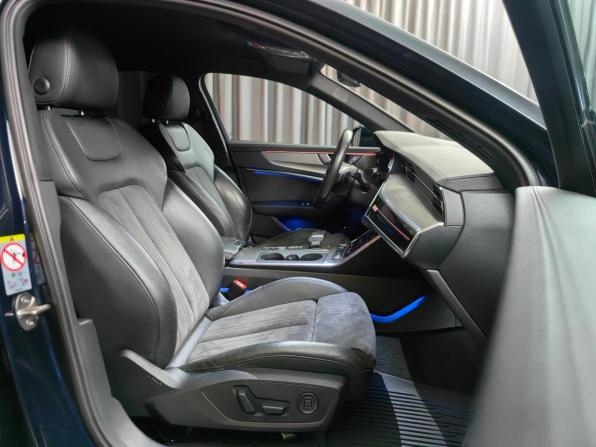Audi A6 V (C8) с пробегом 2018 года, цена 3 835 000 рублей, 69055 км, седан, Автокод Объявления