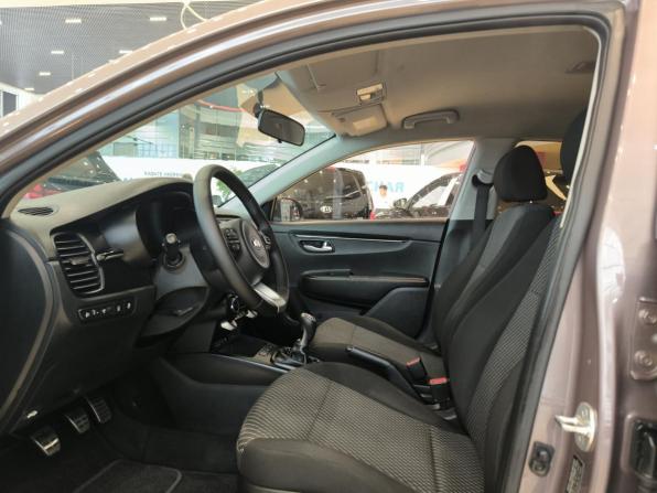 Kia Rio IV с пробегом 2018 года, цена 1 350 000 рублей, 125567 км, хэтчбек, Автокод Объявления
