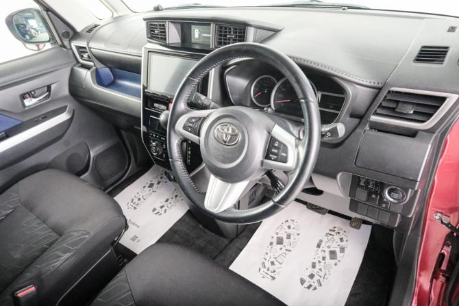 Toyota Tank I с пробегом 2017 года, цена 1 179 000 рублей, 77000 км, микровэн, Автокод Объявления