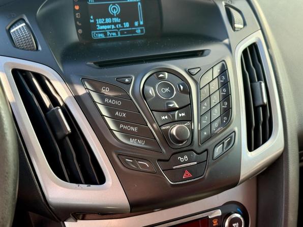 Ford Focus III с пробегом 2015 года, цена 689 000 рублей, 268517 км, хэтчбек, Автокод Объявления