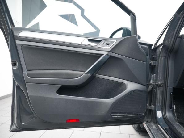 Volkswagen Golf VII с пробегом 2014 года, цена 1 249 000 рублей, 187425 км, хэтчбек, Автокод Объявления