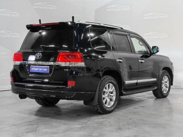 Toyota Land Cruiser 200 Series Рестайлинг 1 с пробегом 2012 года, цена 4 150 000 рублей, 200000 км, внедорожник, Автокод Объявления