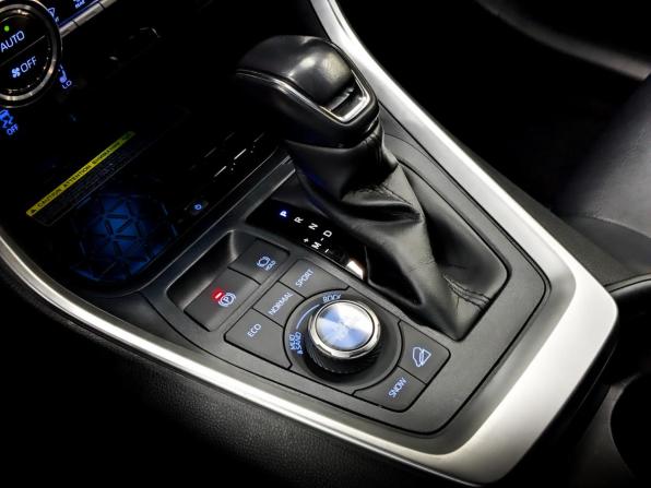 Toyota RAV4 V (XA50) с пробегом 2021 года, цена 3 600 000 рублей, 61436 км, внедорожник, Автокод Объявления