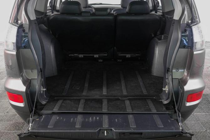 Mitsubishi Outlander II Рестайлинг с пробегом 2010 года, цена 1 149 000 рублей, 210000 км, внедорожник, Автокод Объявления