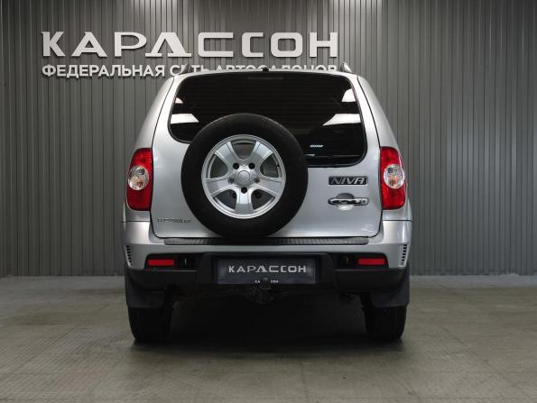 Chevrolet Niva I Рестайлинг с пробегом 2012 года, цена 470 000 рублей, 152700 км, внедорожник, Автокод Объявления