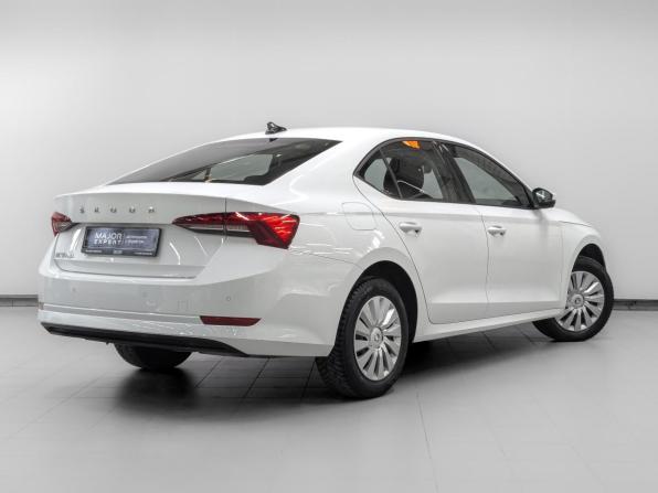 Skoda Octavia IV (A8) с пробегом 2021 года, цена 2 440 000 рублей, 52826 км, лифтбек, Автокод Объявления