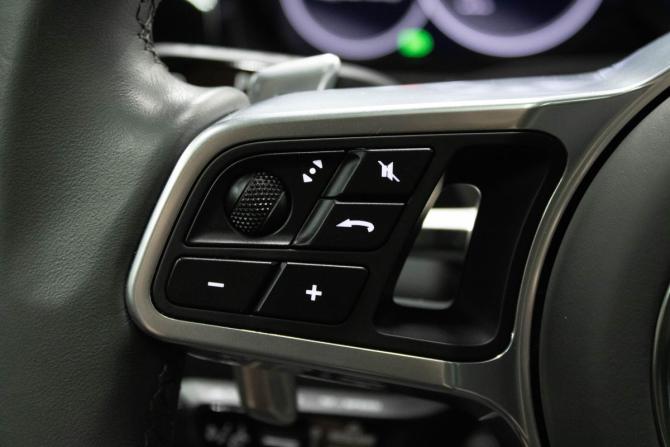 Porsche Cayenne III с пробегом 2021 года, цена 12 499 000 рублей, 27271 км, внедорожник, Автокод Объявления