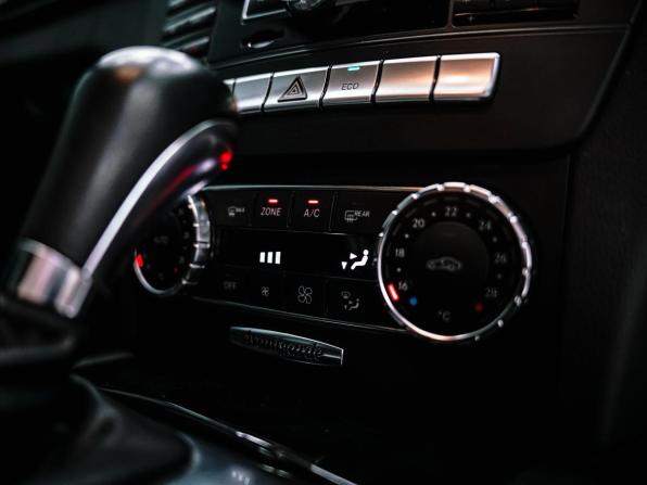 Mercedes-Benz C-Класс III (W204) Рестайлинг с пробегом 2012 года, цена 1 350 000 рублей, 114913 км, седан, Автокод Объявления