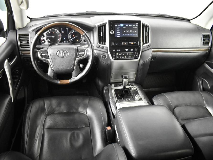 Toyota Land Cruiser 200 Series Рестайлинг 2 Казань  - изображение 6