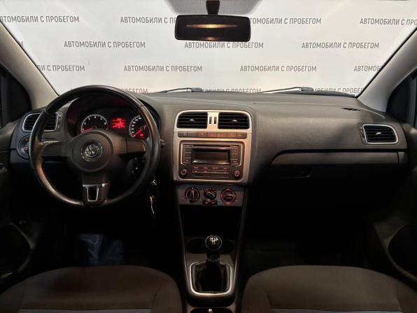 Volkswagen Polo V с пробегом 2013 года, цена 559 000 рублей, 212000 км, седан, Автокод Объявления