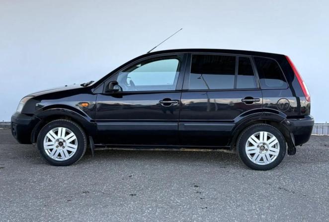 Ford Fusion I Рестайлинг с пробегом 2007 года, цена 360 000 рублей, 145318 км, хэтчбек, Автокод Объявления