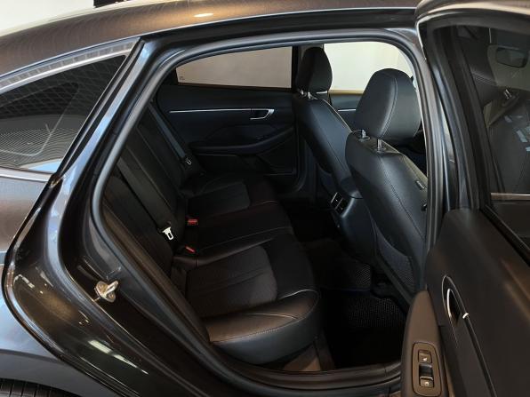 Hyundai Sonata VIII (DN8) с пробегом 2021 года, цена 2 591 000 рублей, 130617 км, седан, Автокод Объявления
