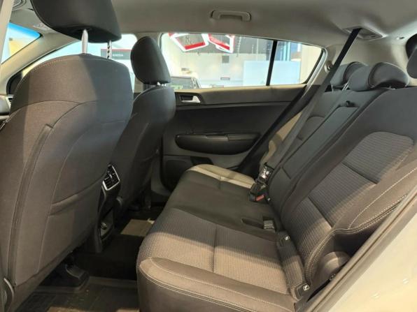 Kia Sportage IV Рестайлинг с пробегом 2021 года, цена 1 860 000 рублей, 64932 км, внедорожник, Автокод Объявления
