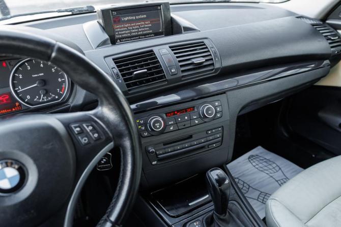 BMW 1 серии I (E81/E82/E87/E88) Рестайлинг с пробегом 2010 года, цена 655 000 рублей, 304000 км, хэтчбек, Автокод Объявления