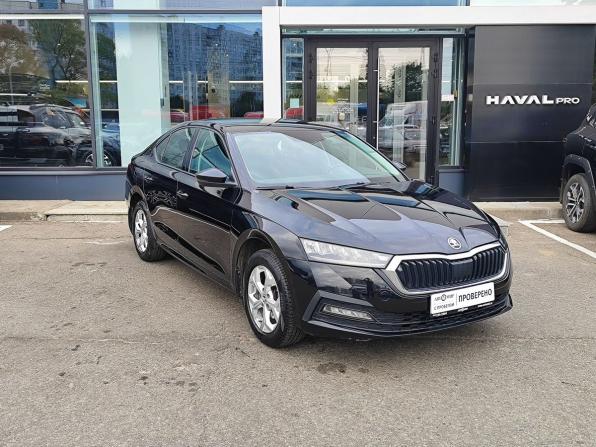 Skoda Octavia IV (A8) с пробегом 2021 года, цена 2 259 000 рублей, 70342 км, лифтбек, Автокод Объявления