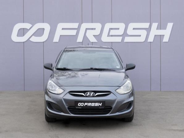 Hyundai Solaris I с пробегом 2013 года, цена 859 000 рублей, 122185 км, седан, Автокод Объявления