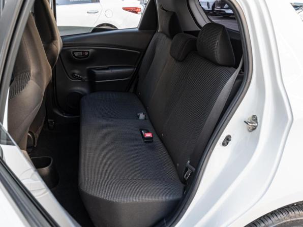 Toyota Vitz III (XP130) Рестайлинг 2 с пробегом 2018 года, цена 990 000 рублей, 55617 км, хэтчбек, Автокод Объявления