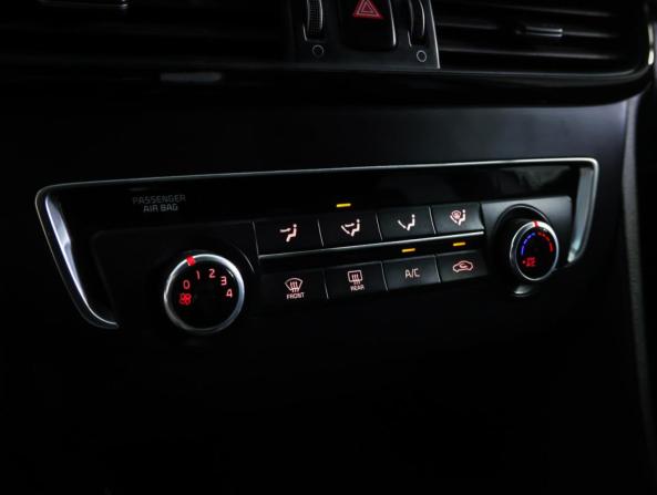 Kia Optima IV Рестайлинг с пробегом 2019 года, цена 1 390 000 рублей, 210347 км, седан, Автокод Объявления