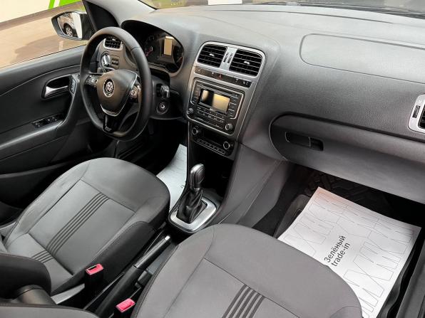 Volkswagen Polo V Рестайлинг с пробегом 2016 года, цена 1 215 000 рублей, 114839 км, седан, Автокод Объявления
