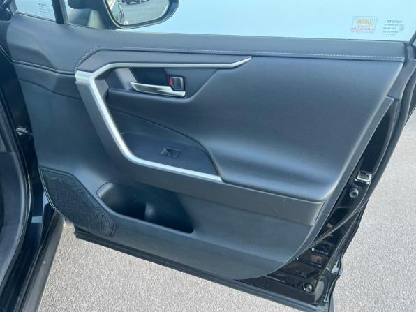 Toyota RAV4 V (XA50) с пробегом 2021 года, цена 3 050 000 рублей, 87968 км, внедорожник, Автокод Объявления