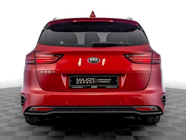 Kia Ceed III с пробегом 2021 года, цена 2 145 000 рублей, 74950 км, универсал, Автокод Объявления