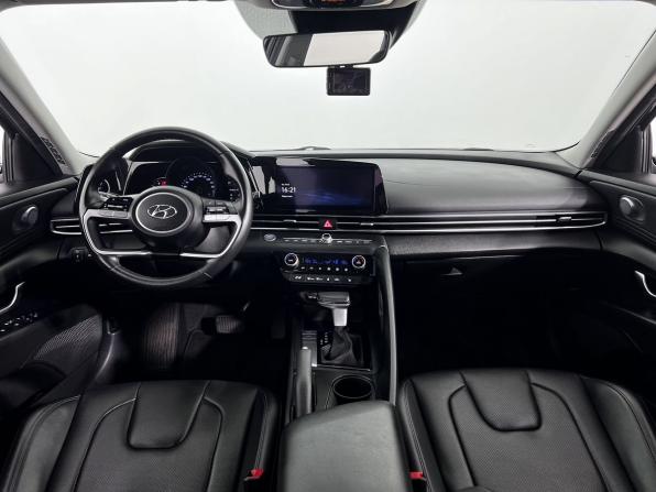 Hyundai Avante VII с пробегом 2021 года, цена 2 290 000 рублей, 71835 км, седан, Автокод Объявления