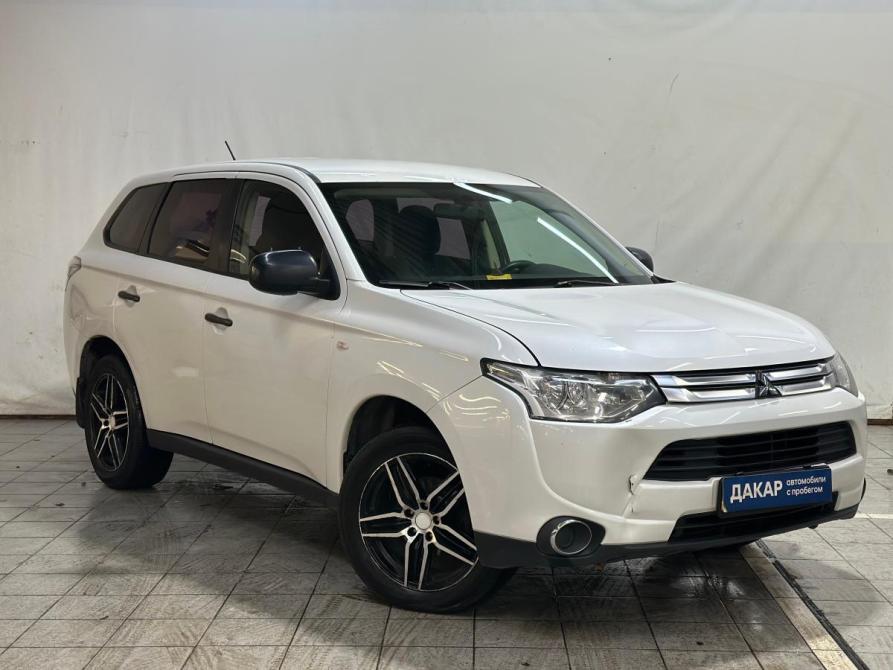 Mitsubishi Outlander III Рестайлинг Санкт-Петербург  - изображение 2