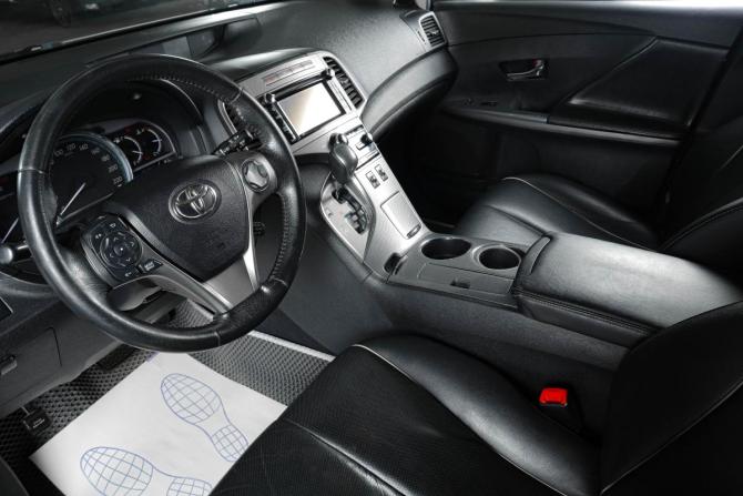 Toyota Venza I с пробегом 2014 года, цена 2 479 000 рублей, 132000 км, внедорожник, Автокод Объявления