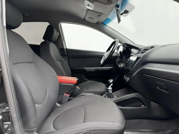 Kia Rio III Рестайлинг с пробегом 2016 года, цена 995 000 рублей, 83630 км, хэтчбек, Автокод Объявления