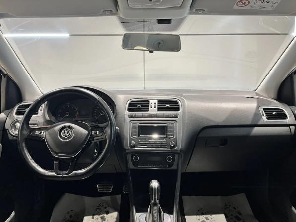 Volkswagen Polo V Рестайлинг с пробегом 2016 года, цена 1 199 000 рублей, 97000 км, седан, Автокод Объявления