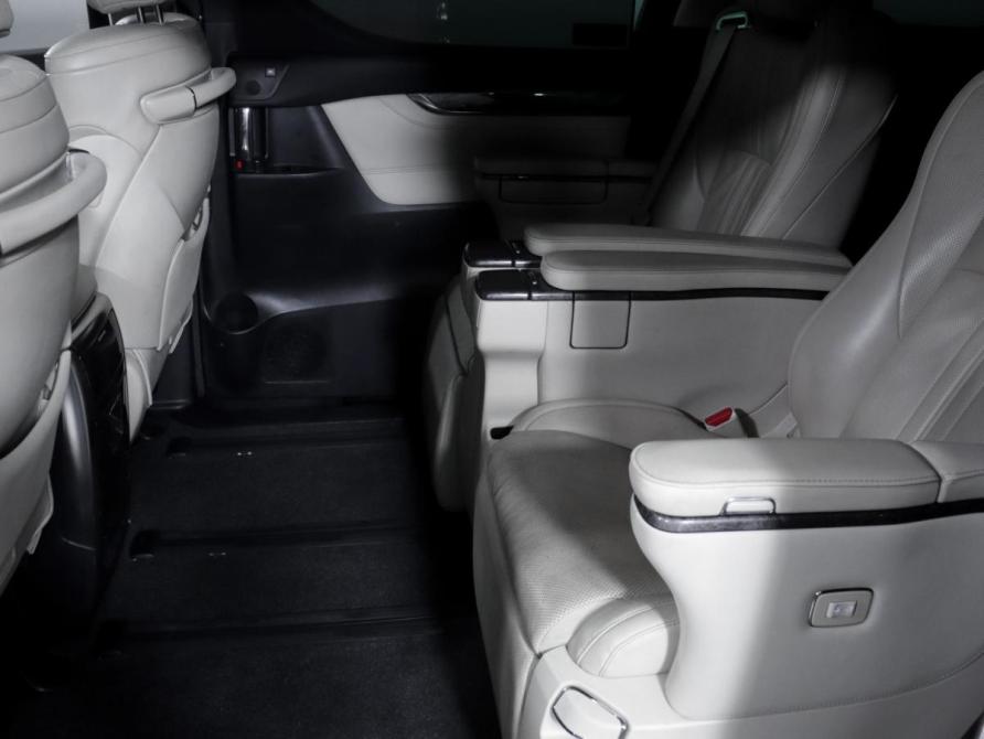 Toyota Alphard III Рестайлинг Москва  - изображение 10