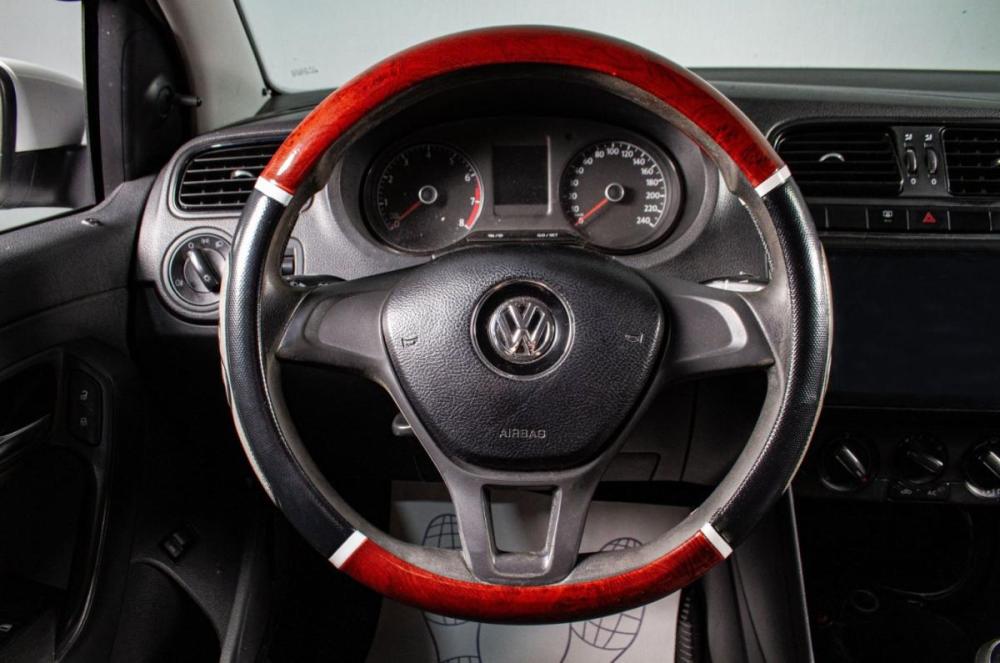 Volkswagen Polo V Рестайлинг Сургут  - изображение 11