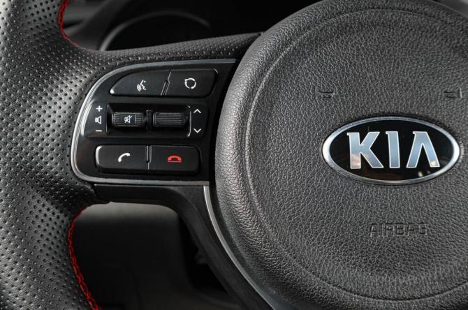 Kia Optima IV с пробегом 2017 года, цена 2 039 000 рублей, 127411 км, седан, Автокод Объявления