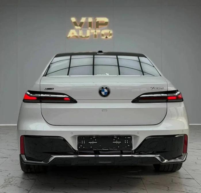 BMW 7 серии VII (G70) Рестайлинг Барнаул  - изображение 4