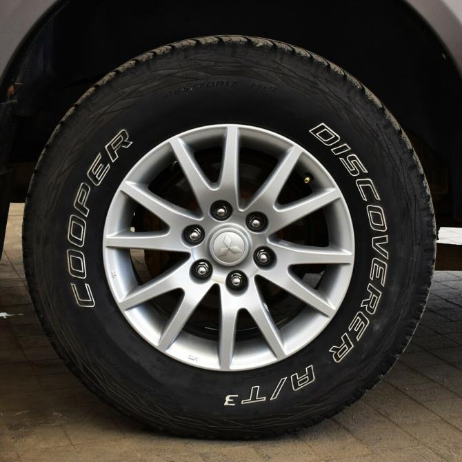 Mitsubishi Pajero Sport II Москва  - изображение 18