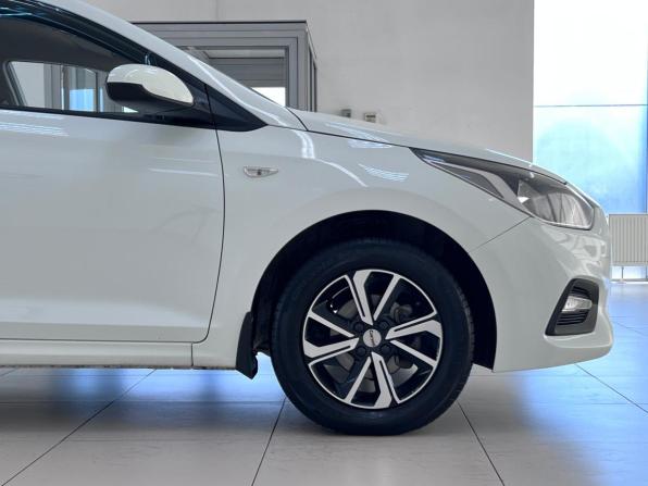 Hyundai Solaris II с пробегом 2018 года, цена 1 310 000 рублей, 145000 км, седан, Автокод Объявления