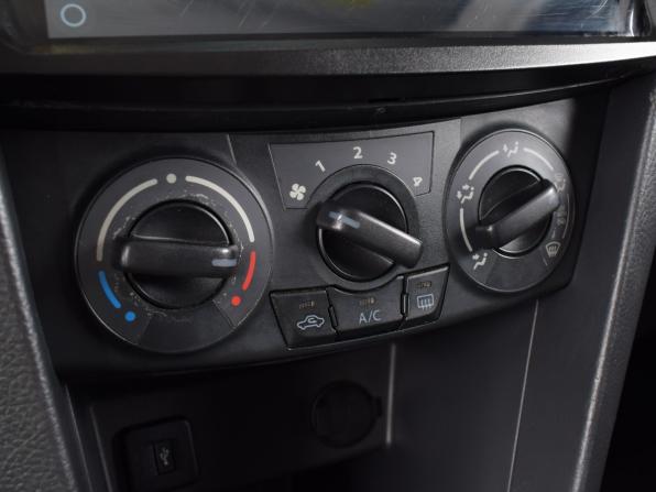 Suzuki Swift IV с пробегом 2011 года, цена 890 995 рублей, 150577 км, хэтчбек, Автокод Объявления