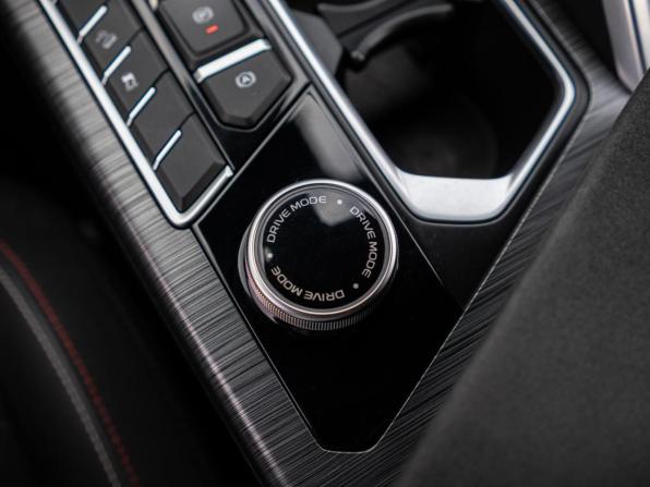 Geely Tugella I Рестайлинг с пробегом 2023 года, цена 2 799 000 рублей, 51169 км, внедорожник, Автокод Объявления