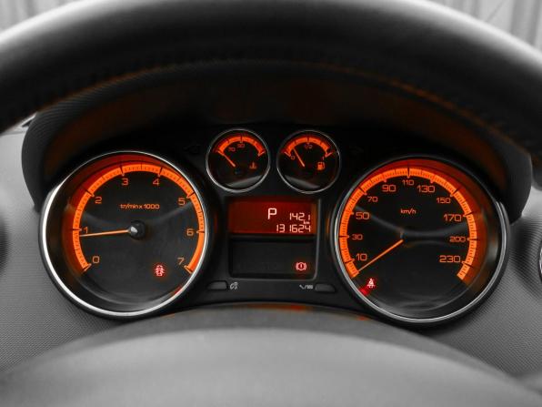 Peugeot 308 I Рестайлинг с пробегом 2012 года, цена 880 000 рублей, 132000 км, хэтчбек, Автокод Объявления