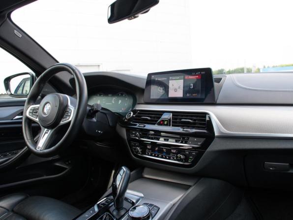 BMW 5 серии VII (G30/G31/G38) с пробегом 2018 года, цена 3 998 000 рублей, 137168 км, универсал, Автокод Объявления