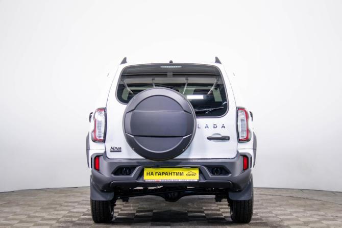 Lada (ВАЗ) Niva Travel I с пробегом 2025 года, цена 1 159 000 рублей, 9915 км, внедорожник, Автокод Объявления