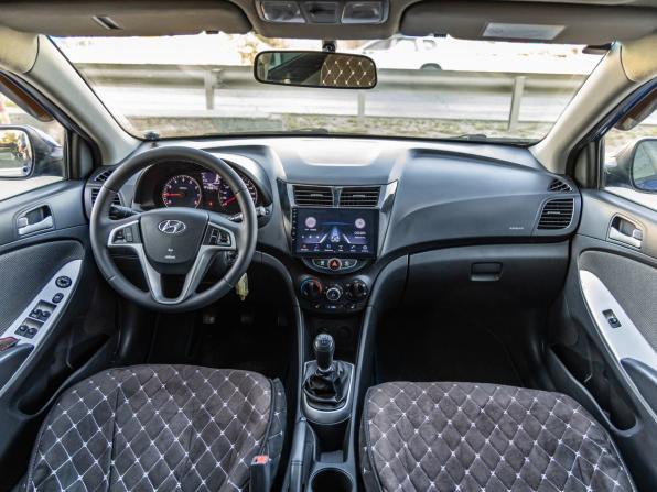 Hyundai Solaris I с пробегом 2012 года, цена 850 000 рублей, 140817 км, седан, Автокод Объявления