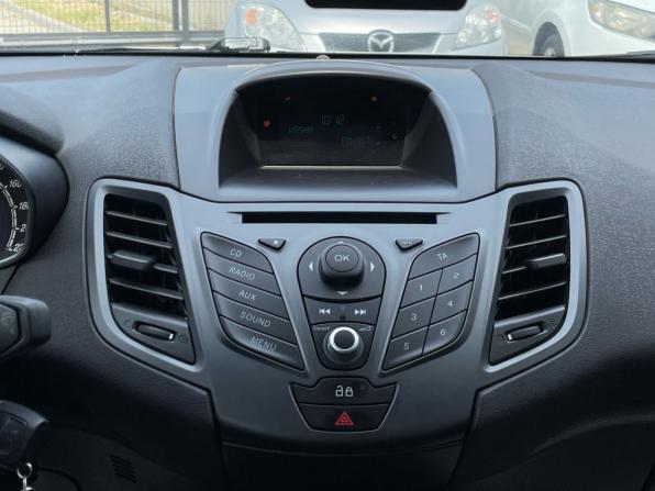 Ford Fiesta Mk6 Рестайлинг с пробегом 2013 года, цена 635 000 рублей, 112495 км, хэтчбек, Автокод Объявления