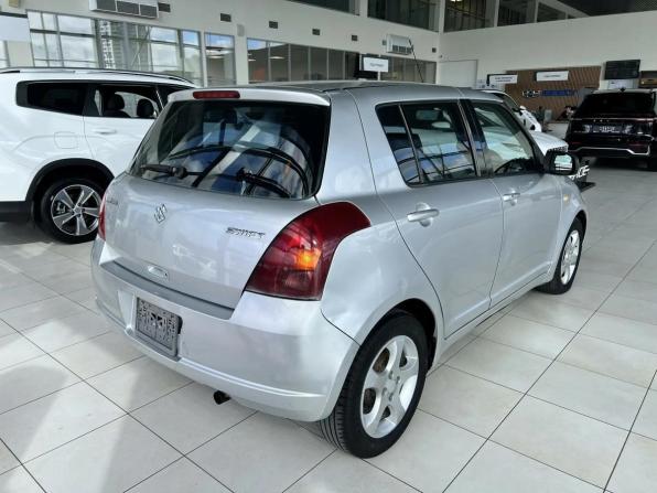 Suzuki Swift III с пробегом 2006 года, цена 395 000 рублей, 158090 км, хэтчбек, Автокод Объявления